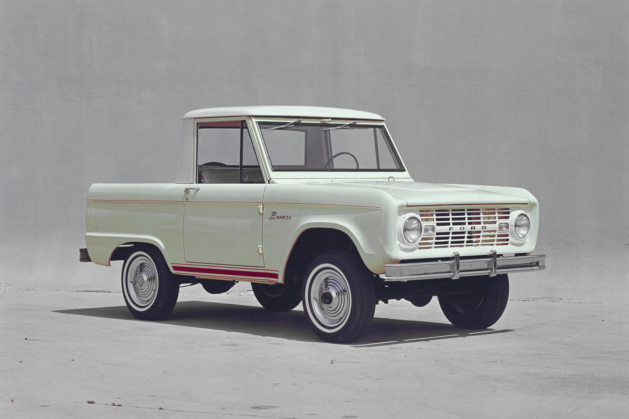 2016 Ford Bronco >> The Ford Bronco Celebrates Its 50th Anniversary 1966 2016 2016 Ford Bronco >> The Ford Bronco Celebrates Its 50th Anniversary 1966 2016