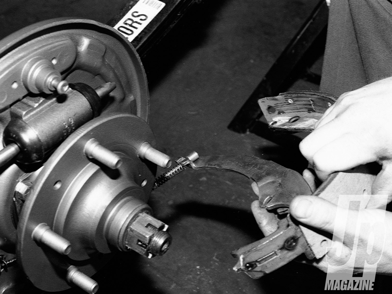 154 9901 16 O+154 9901 Brake Job Special+parking Brake Strut And Spring Installation Photo