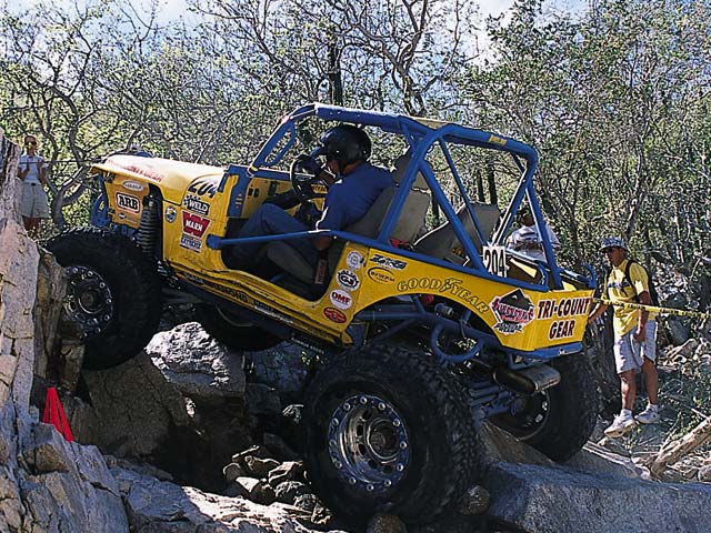 Jason Bunch of Tri County Gear wowed the crowds with some spectacular 'wheeling stunts, including a backwards rollover during the first day of the event.