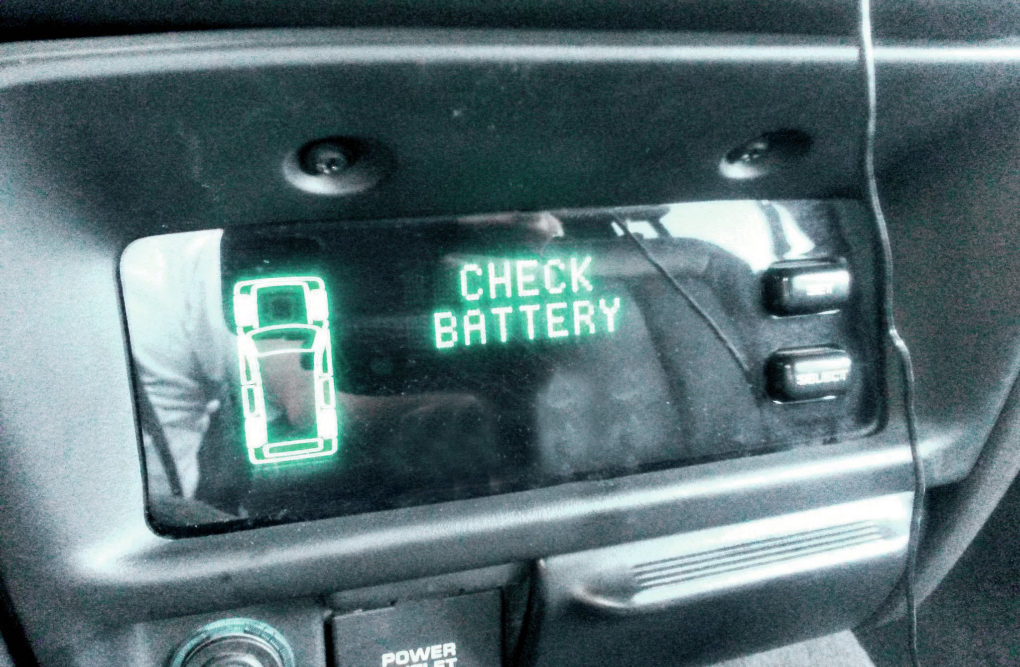 Trasborg overthinks things. So does this Jeep. When it started telling him to check the battery, he lost it. This is the high-end information cluster for that Jeep, and it shows way too much information. The funniest part of it for me is that the sensors go bad all the time, and if you aren’t lucky, the unit itself dies. I so hope I’m around when that happens. I think Trasborg’s head will explode.